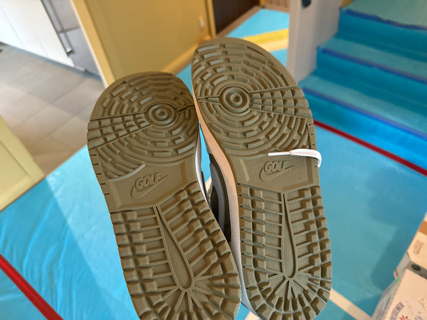 Jordan 1 Retro Low Golf (Travis Scott Neutral Olive)